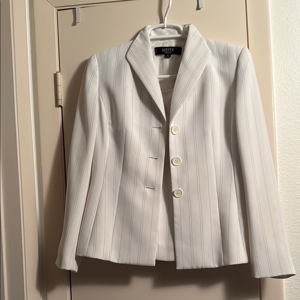Kasper off White Textured Blazer with Notched Lapel